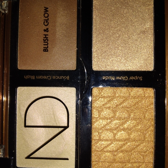 Natasha Denona Bronze Cheek Face Glow Palette - Picture 4 of 4